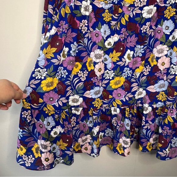 BCBG Generation Square Neck Floral Casual Dress blue size 12. - Picture 7 of 16